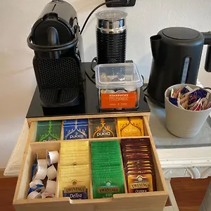 Alma - Bilocale Vicino Stazione Apartament